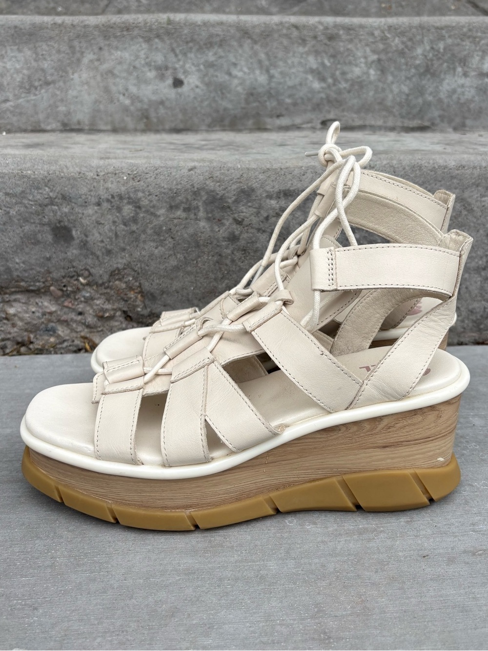 Sorel Joanie III Lace Up Sandals Wedge Platform Open Toe Size 9